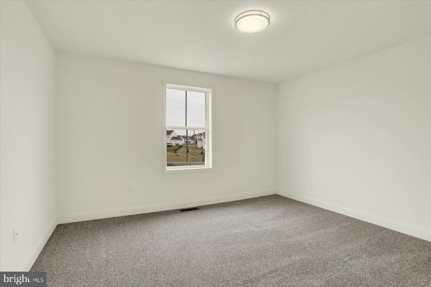 657 Brittany Drive photo 17