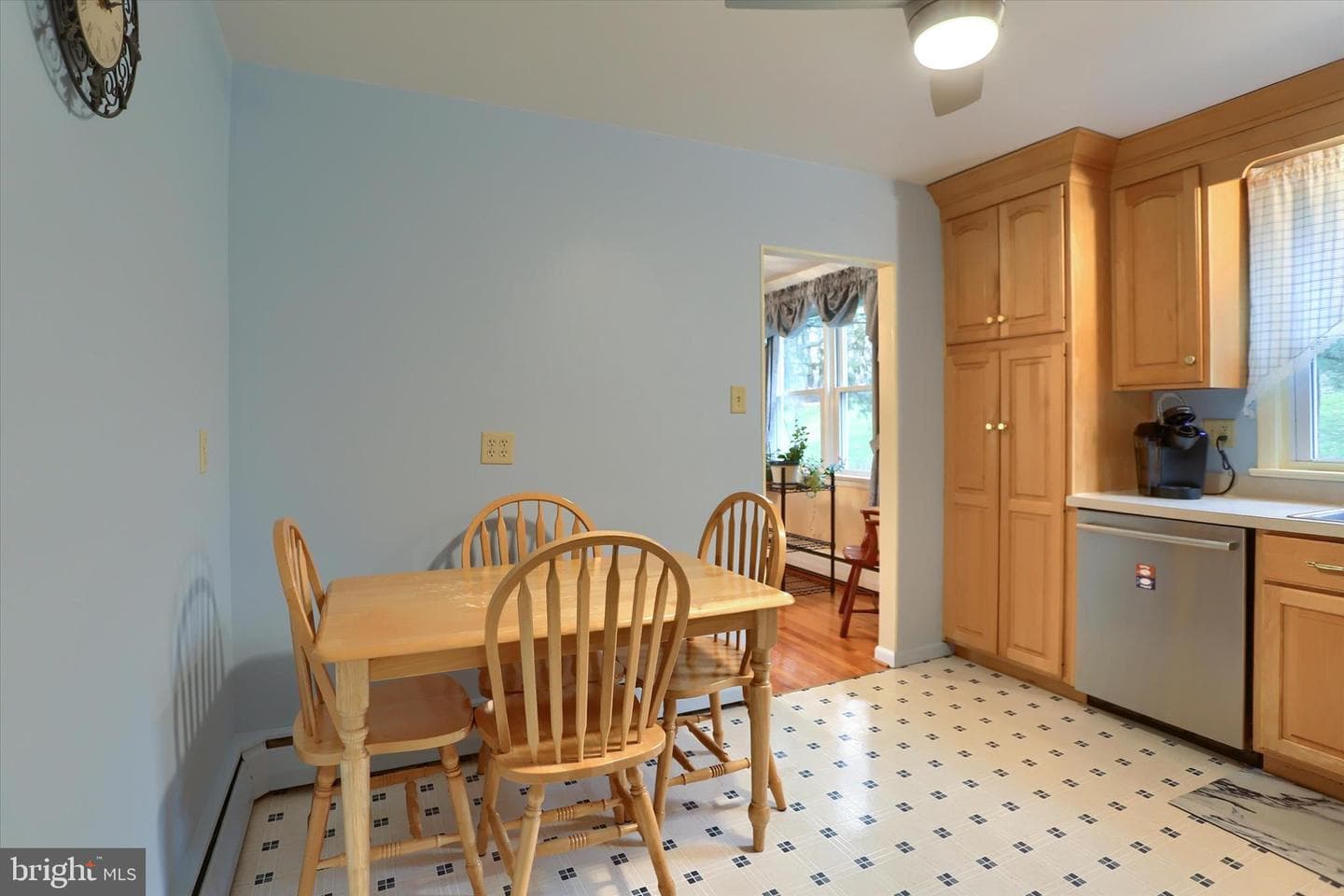 409 Blacklatch Lane photo 13