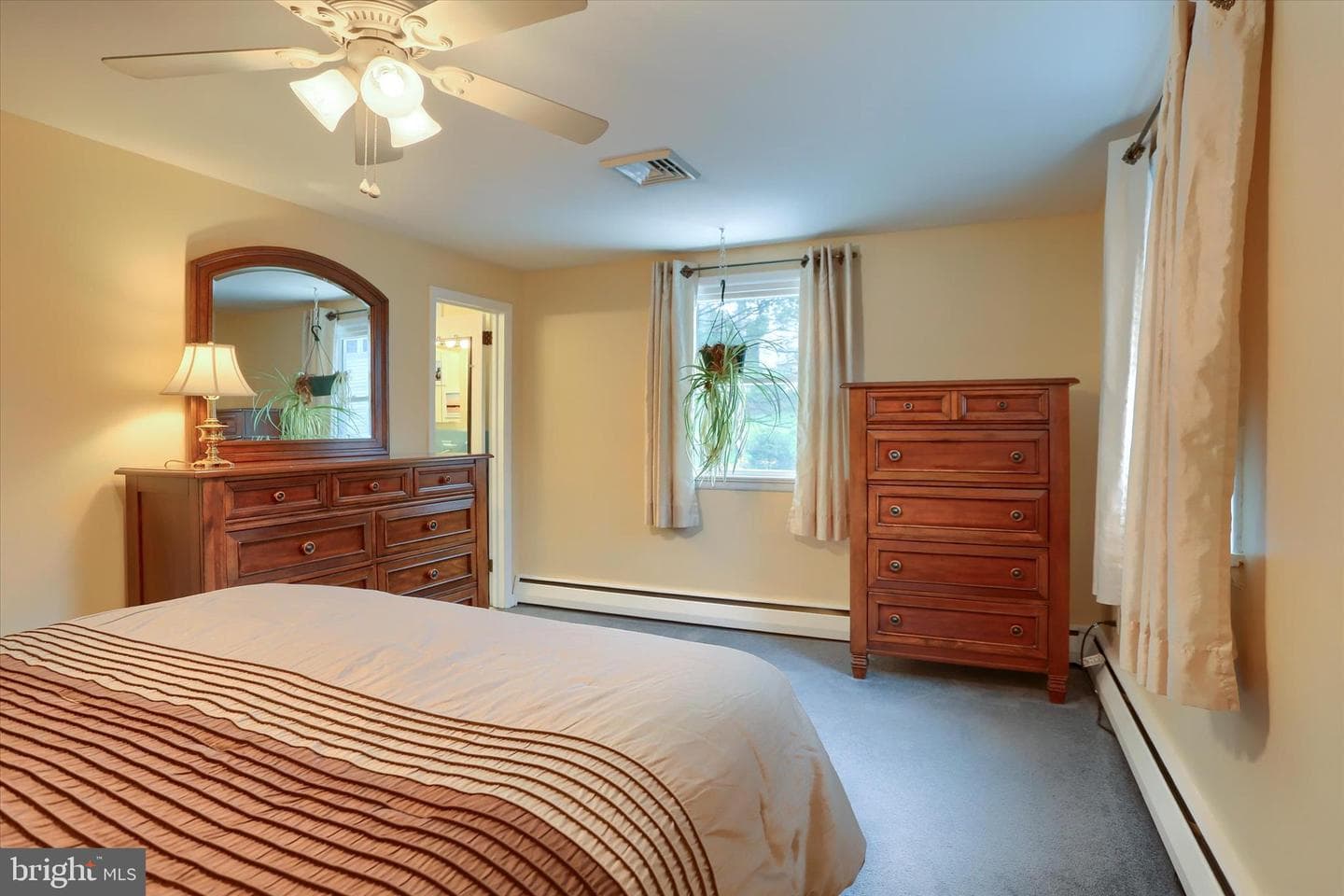 409 Blacklatch Lane photo 23