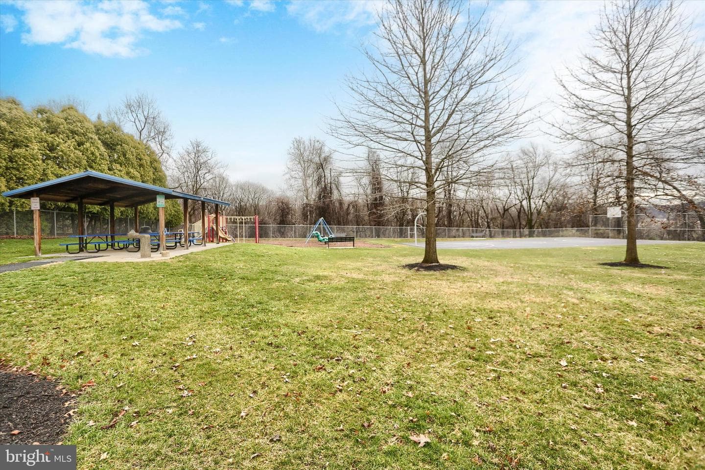 409 Blacklatch Lane photo 55