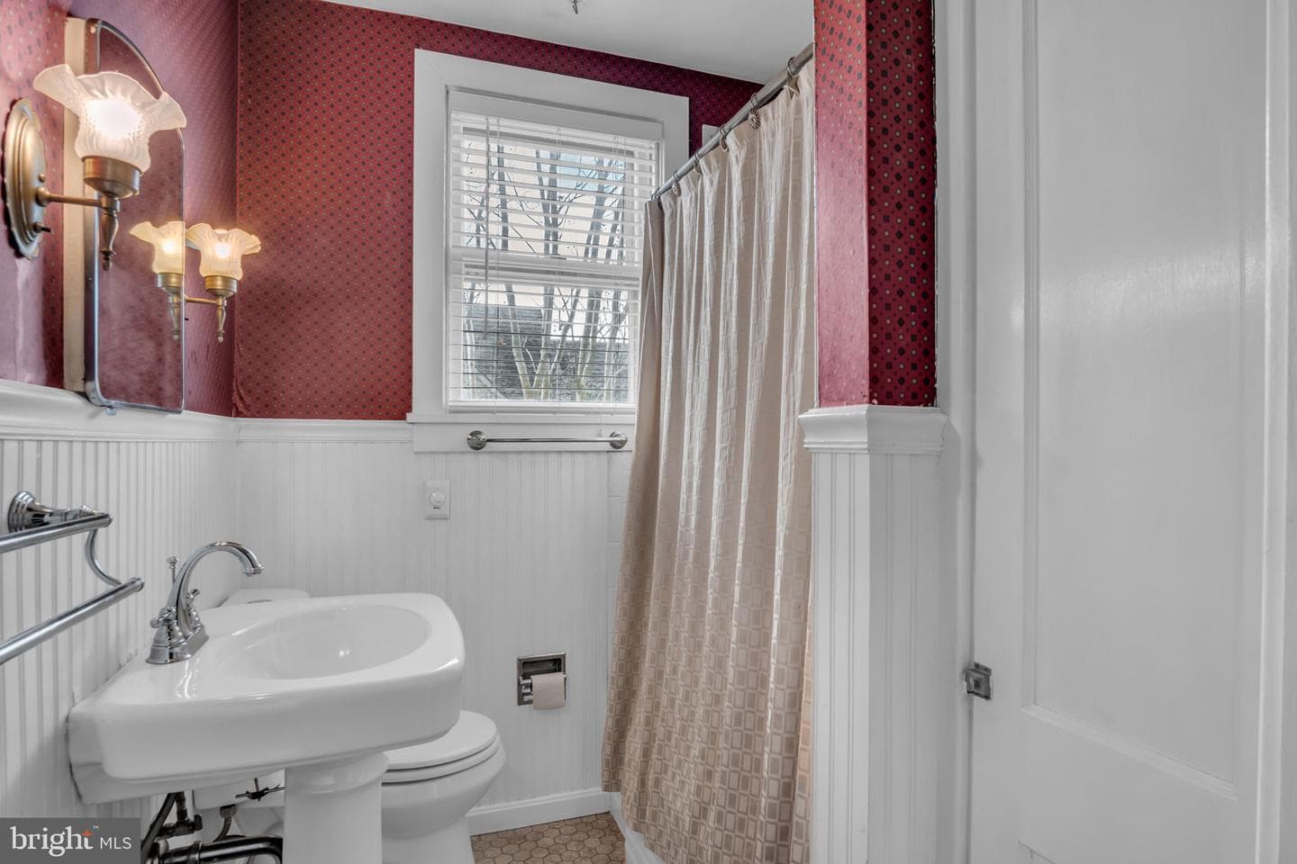 226 Walnut Street photo 28
