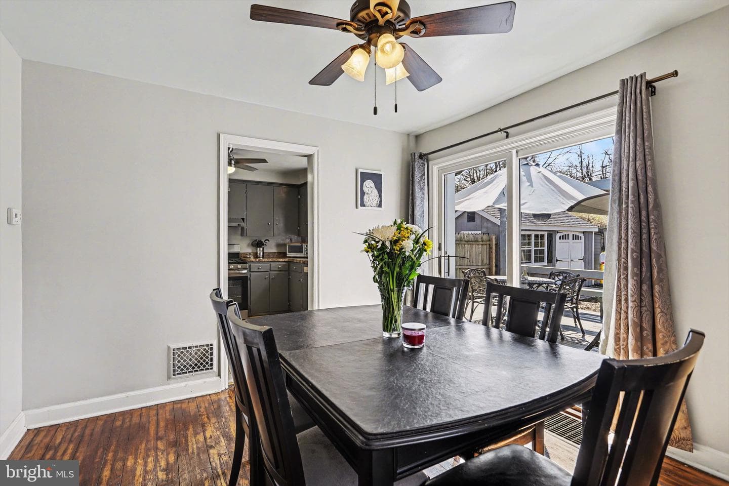 416 Poplar Avenue photo 8