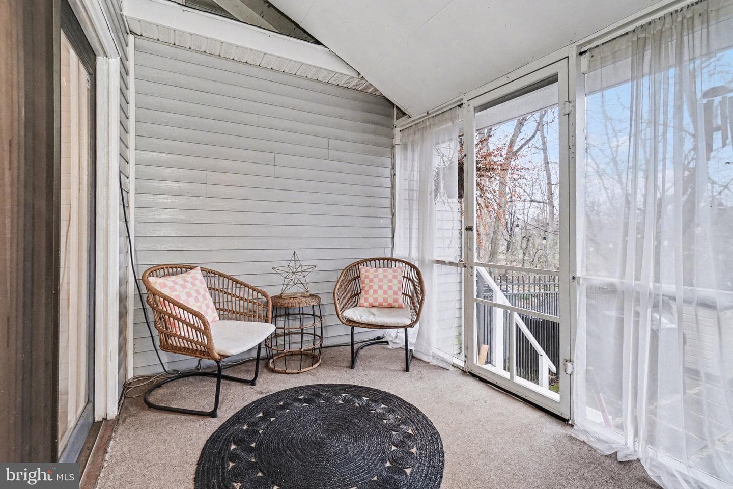 519 Lexington Avenue photo 22