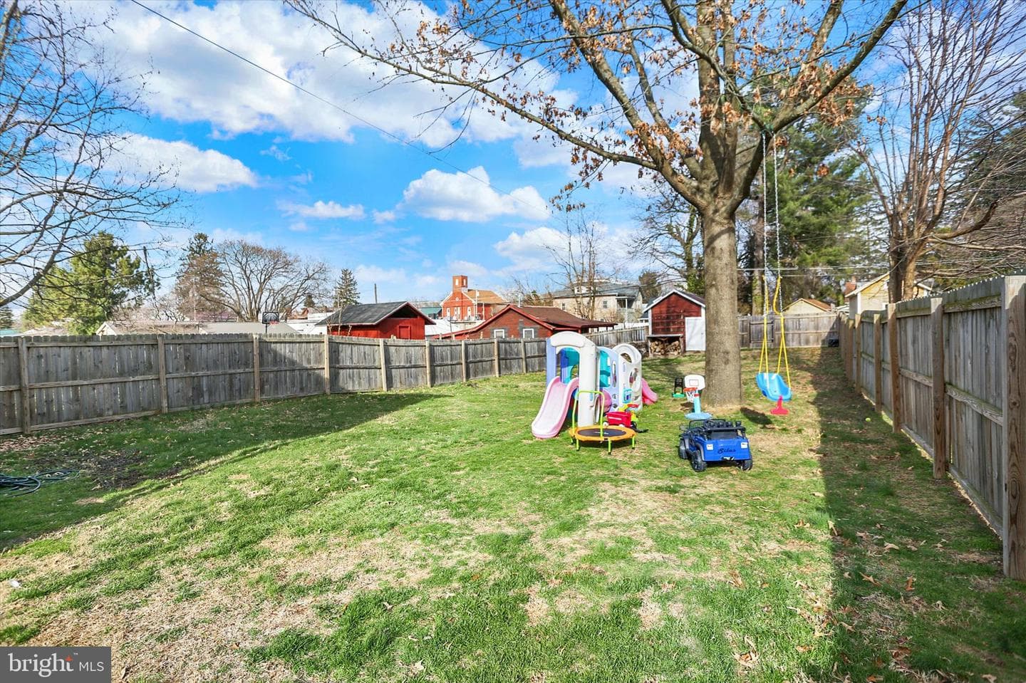 212 Chestnut Street photo 28