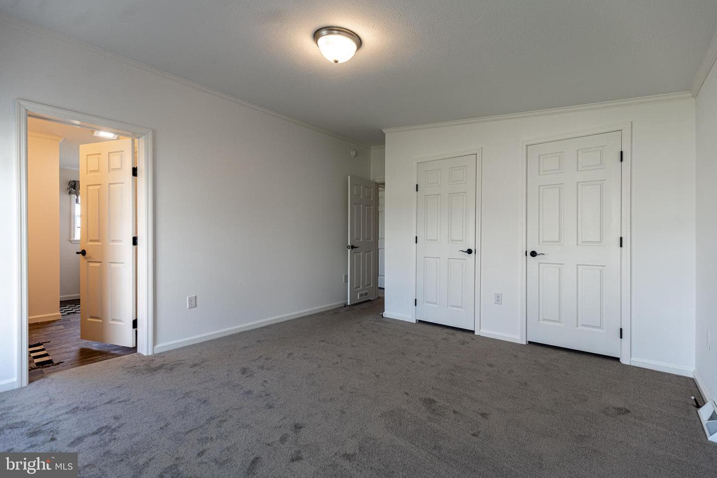 17 Burke Drive photo 33
