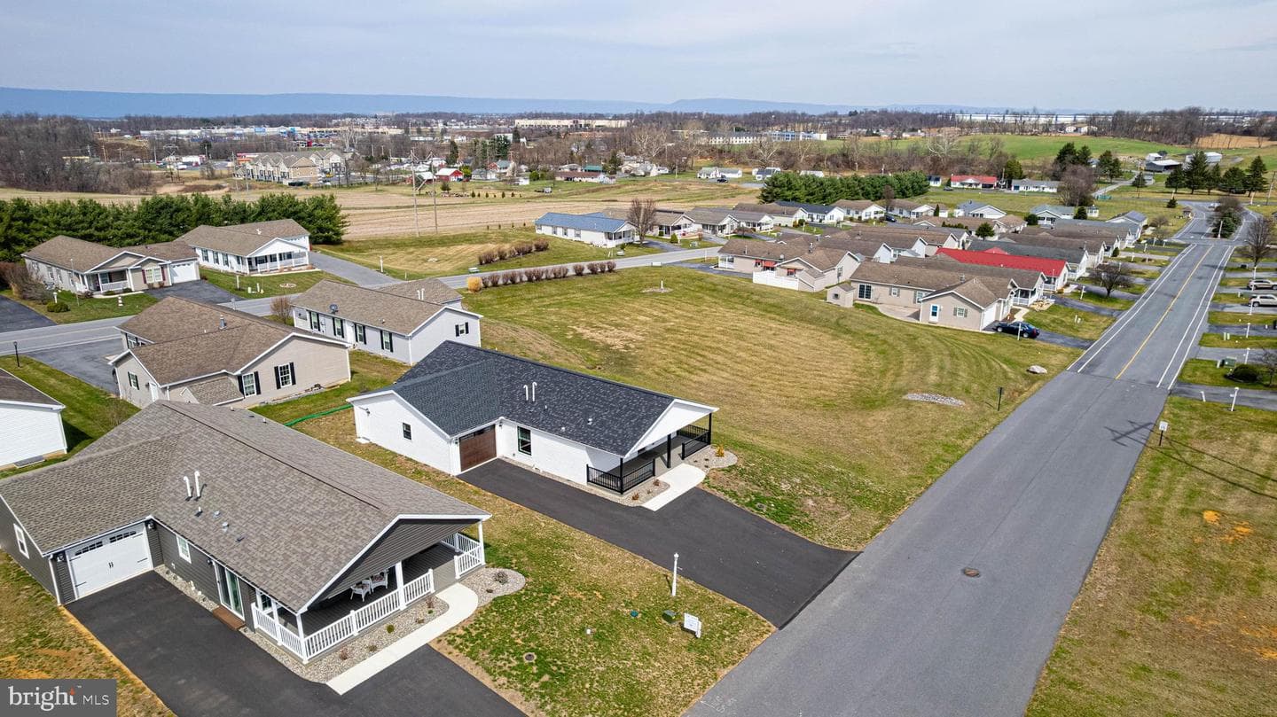 17 Burke Drive photo 8