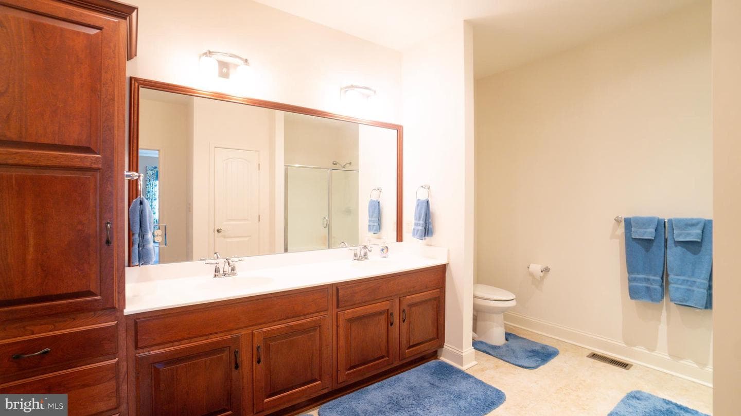 6210 Rivendale Court photo 20