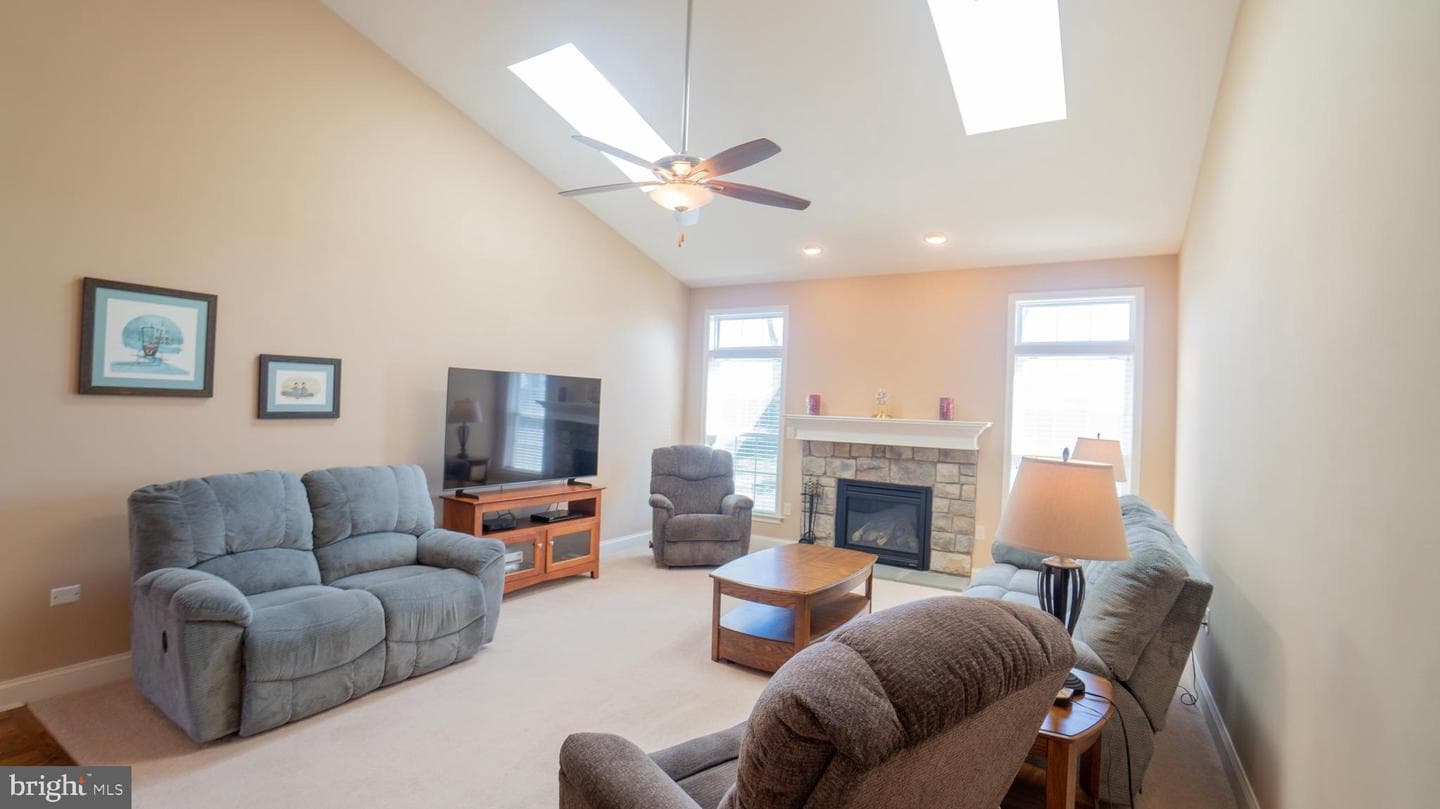 6210 Rivendale Court photo 29