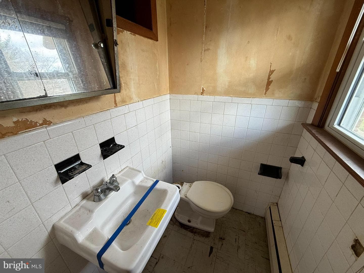 1006 Charles Street photo 8
