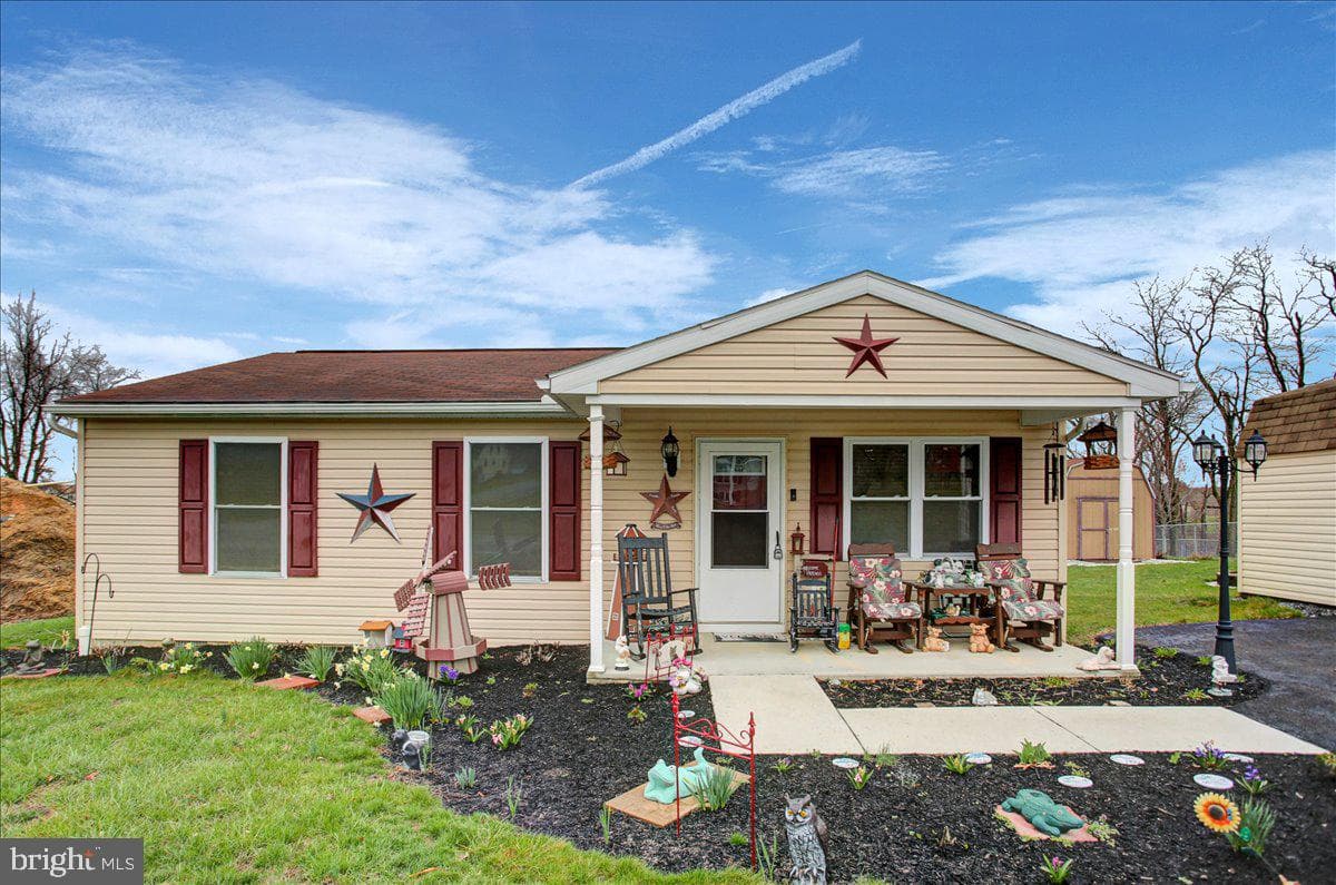39 Highland Avenue, Shippensburg