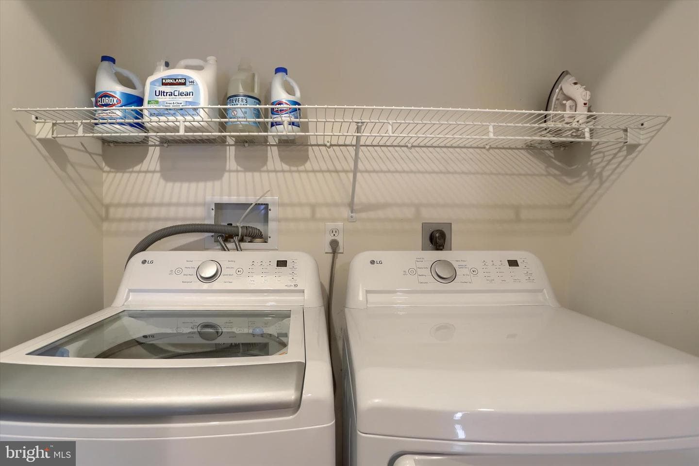 203 Friar Court photo 45