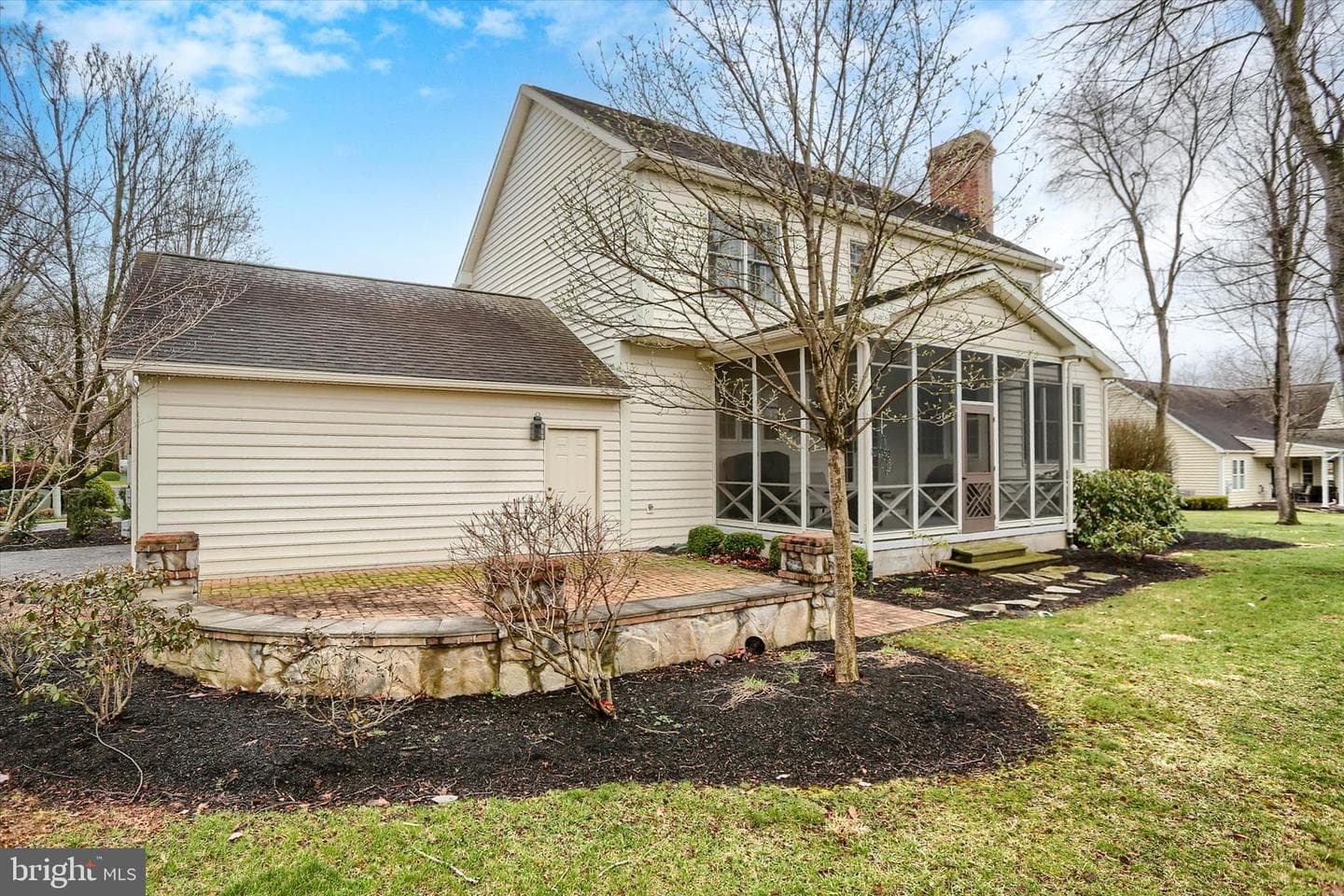 203 Friar Court photo 47