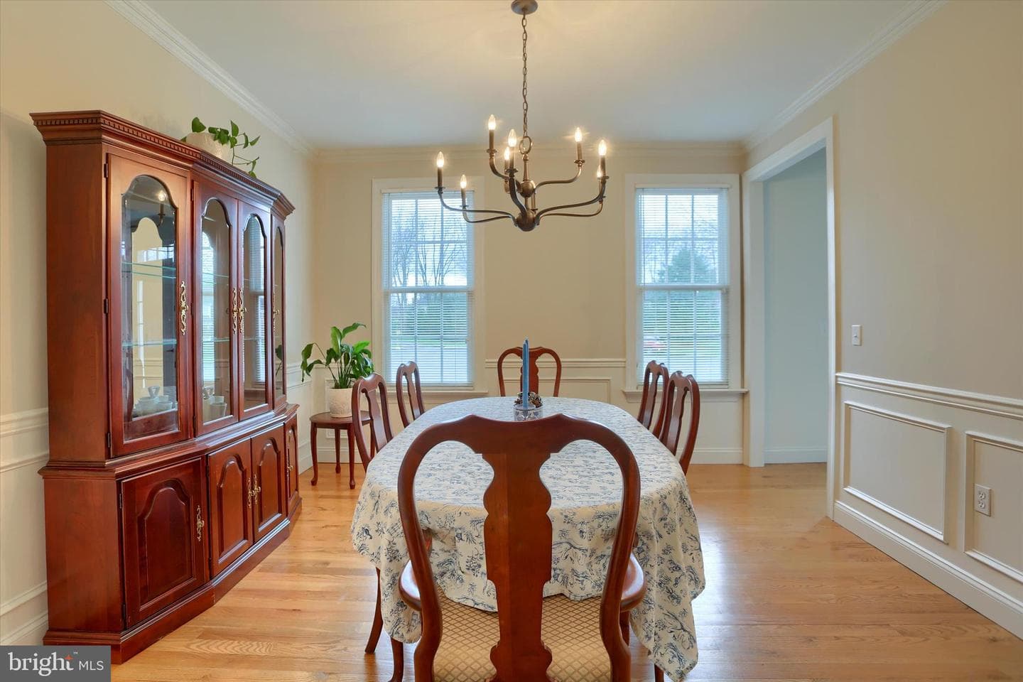 203 Friar Court photo 9
