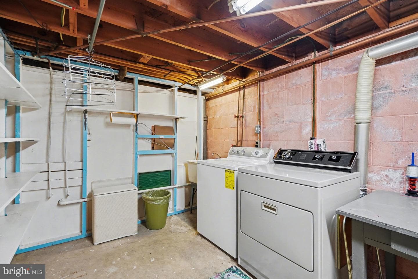1131 Apple Drive photo 28