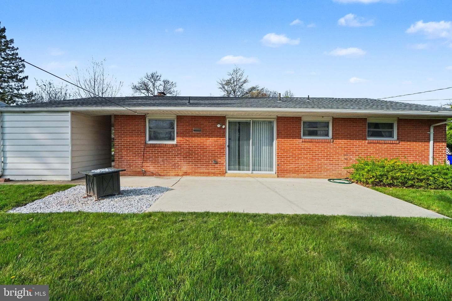 1131 Apple Drive photo 35
