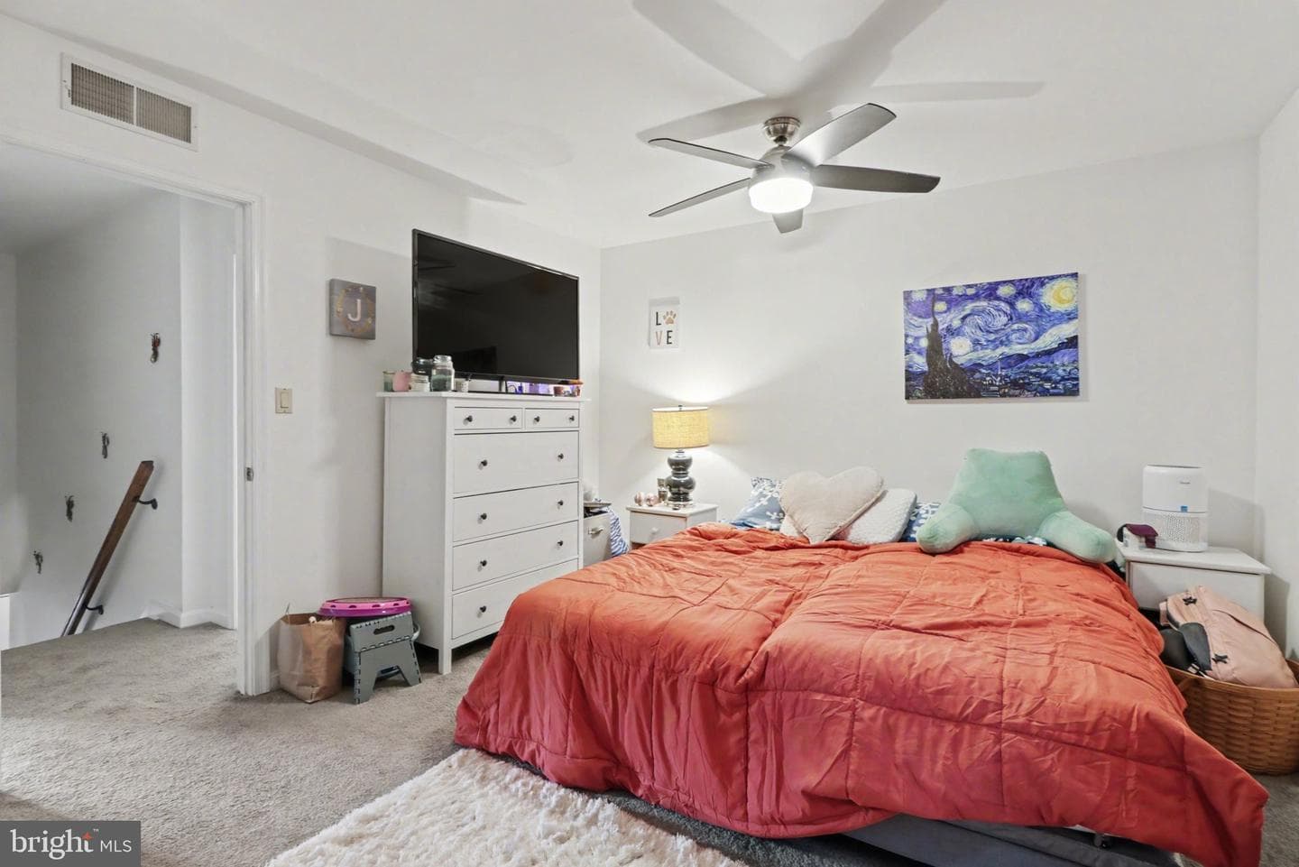 6 Westwood Court photo 32