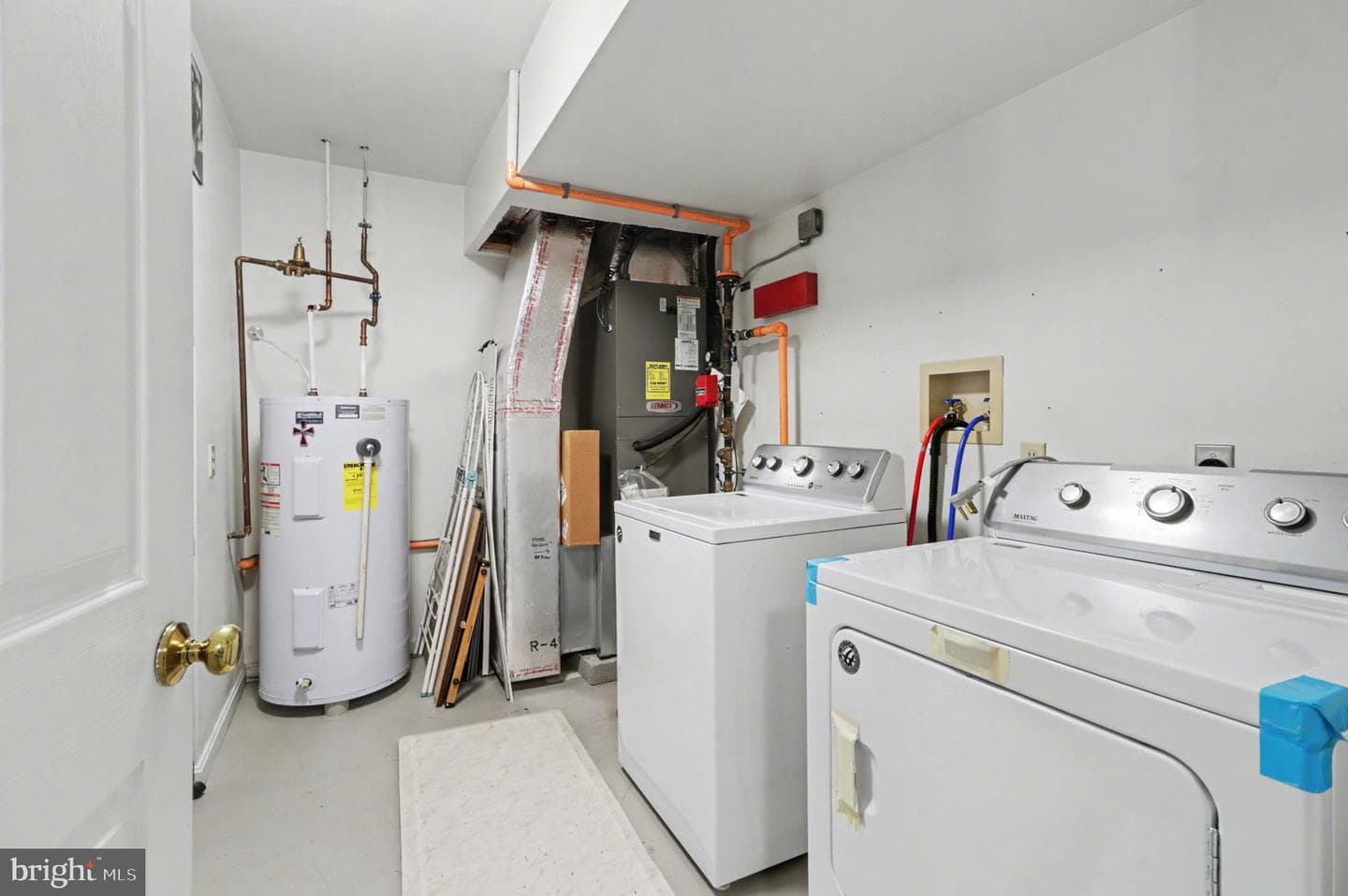 6 Westwood Court photo 37
