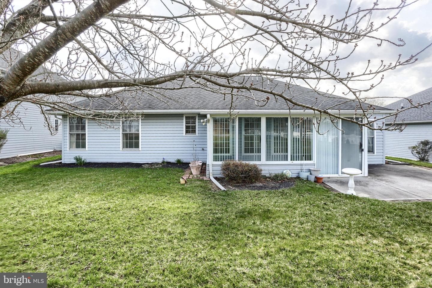 28 Longwood Drive photo 31