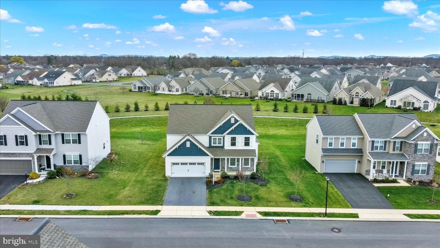 14 Danbury Drive photo 28