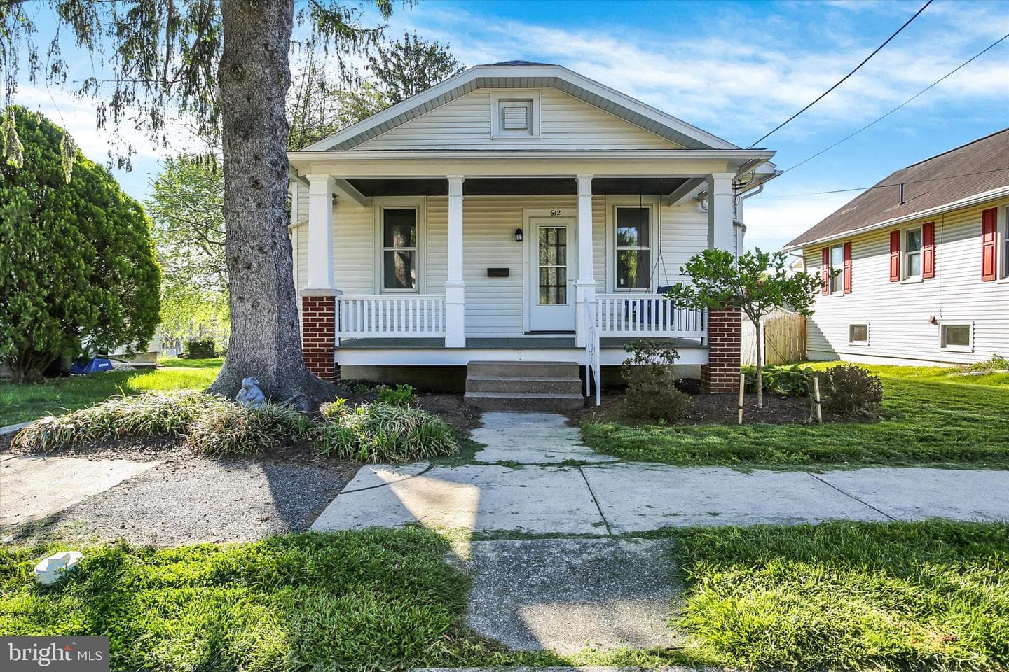 612 2nd St photo 3