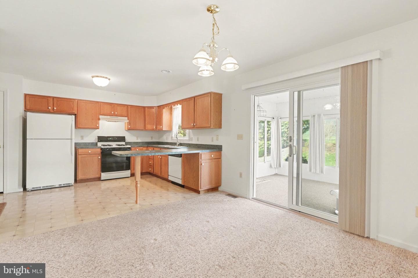 33 Blue Spruce Drive photo 12