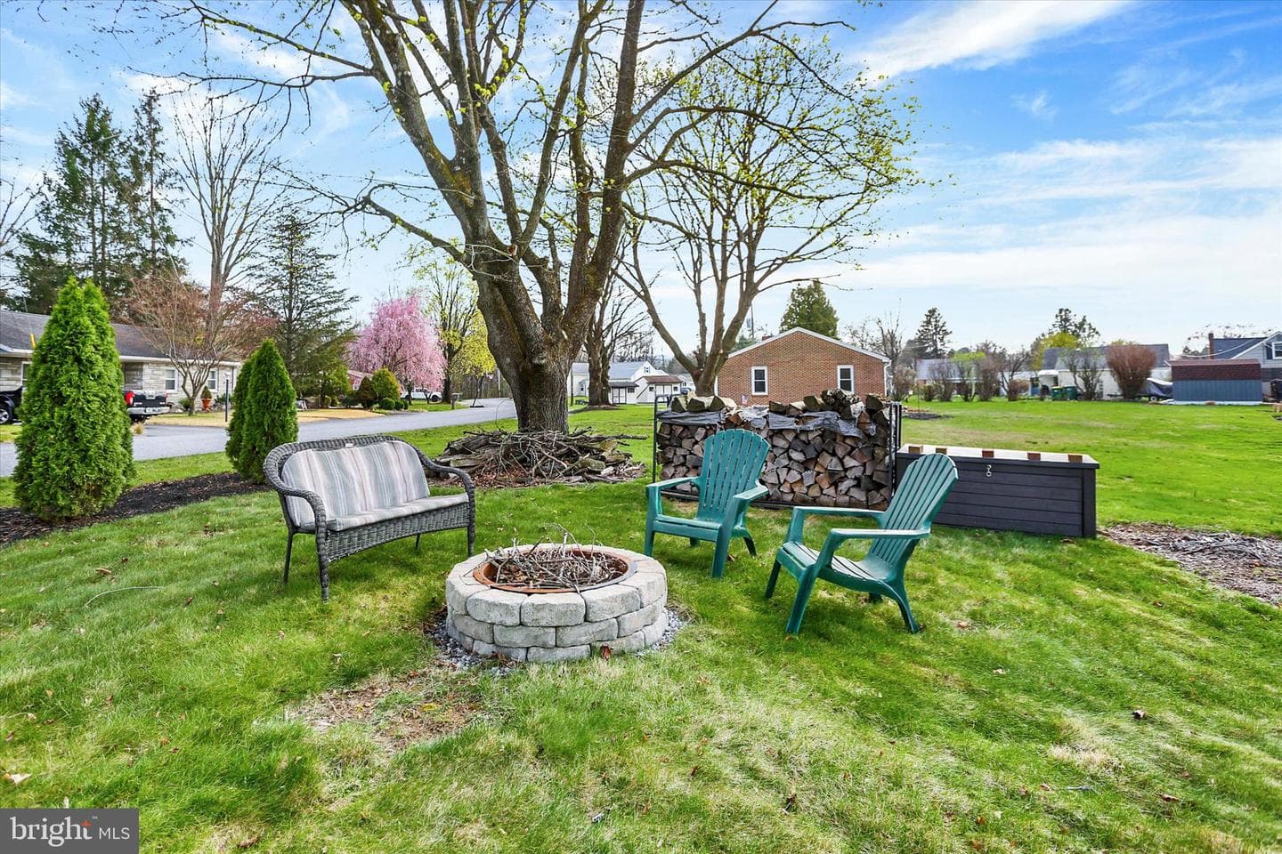 607 Woodland Avenue photo 46