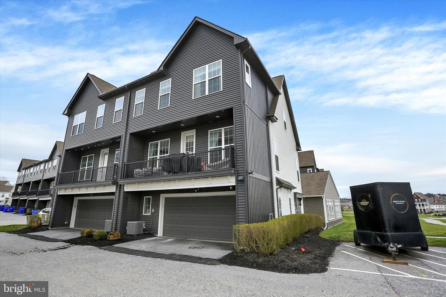 3145 Grove Court photo 39