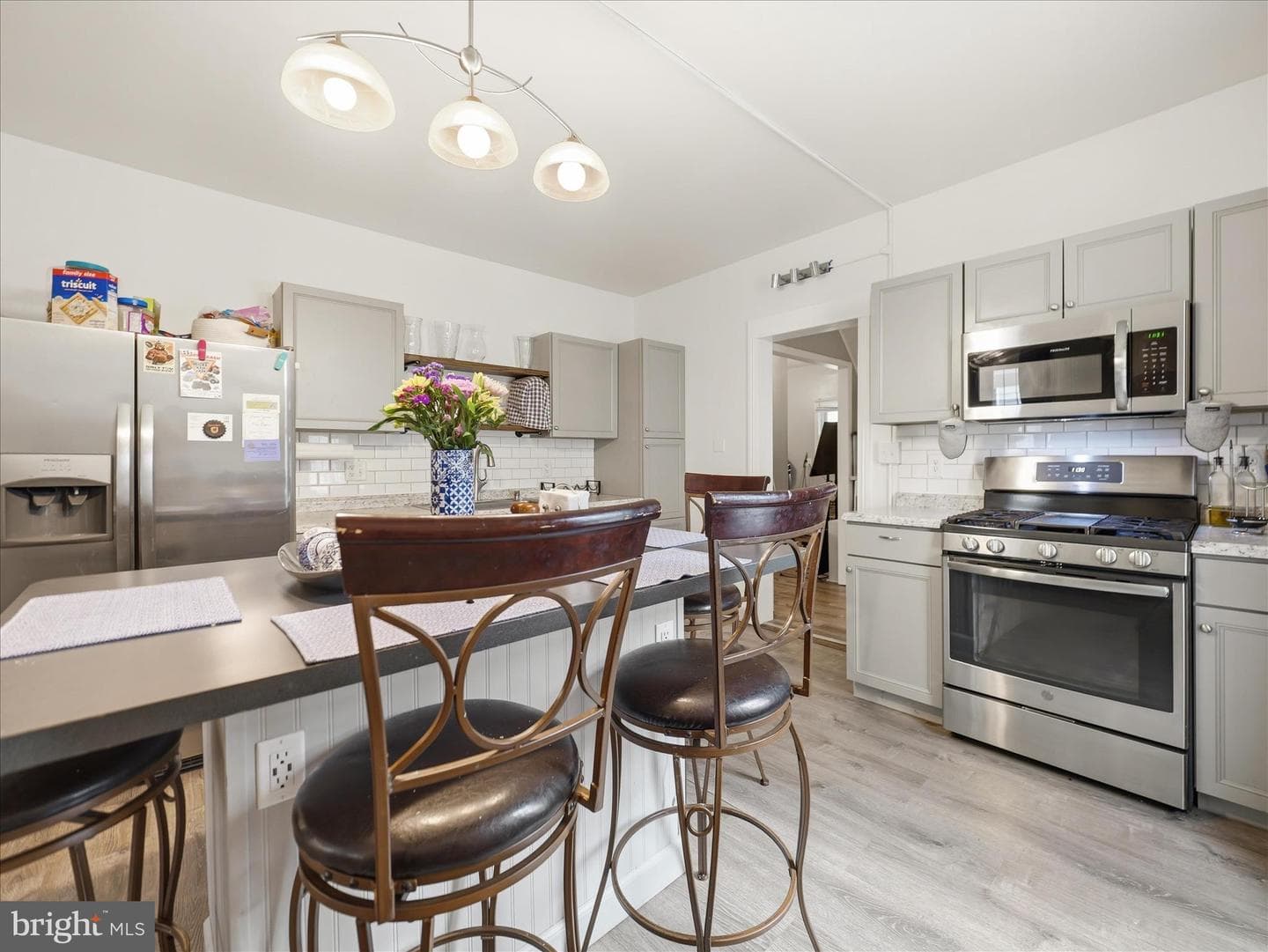 18 Richard Avenue photo 10