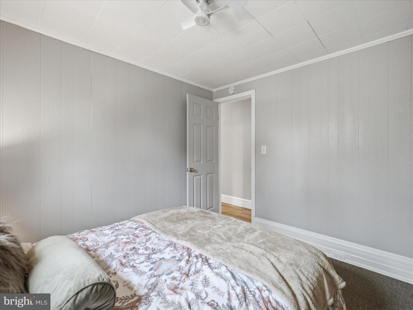 18 Richard Avenue photo 24