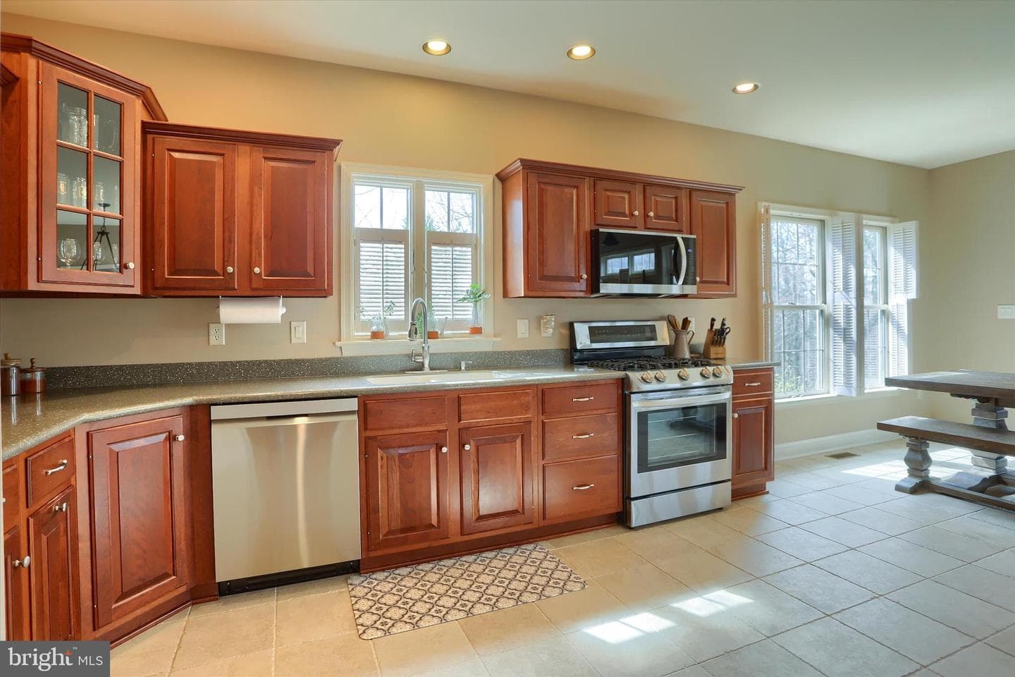 1720 Sawyer Lane photo 18