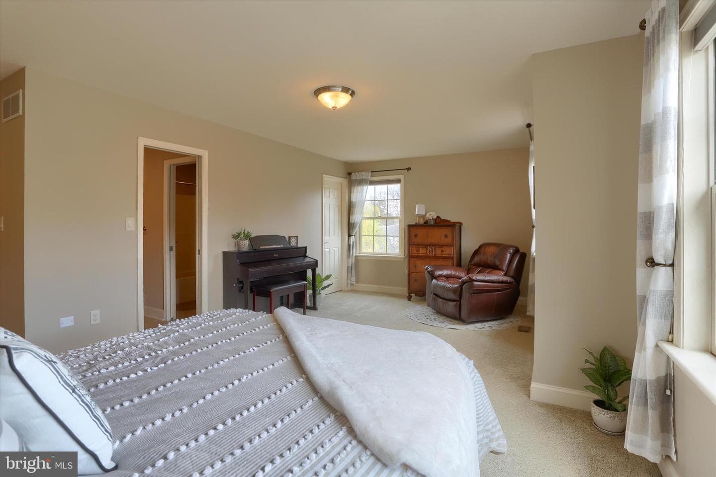1720 Sawyer Lane photo 46