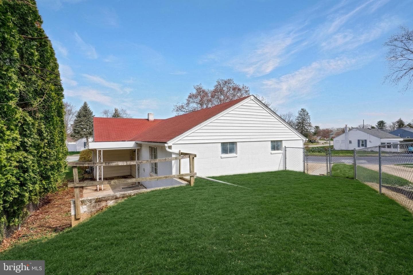 1400 Simpson Ferry Road photo 7