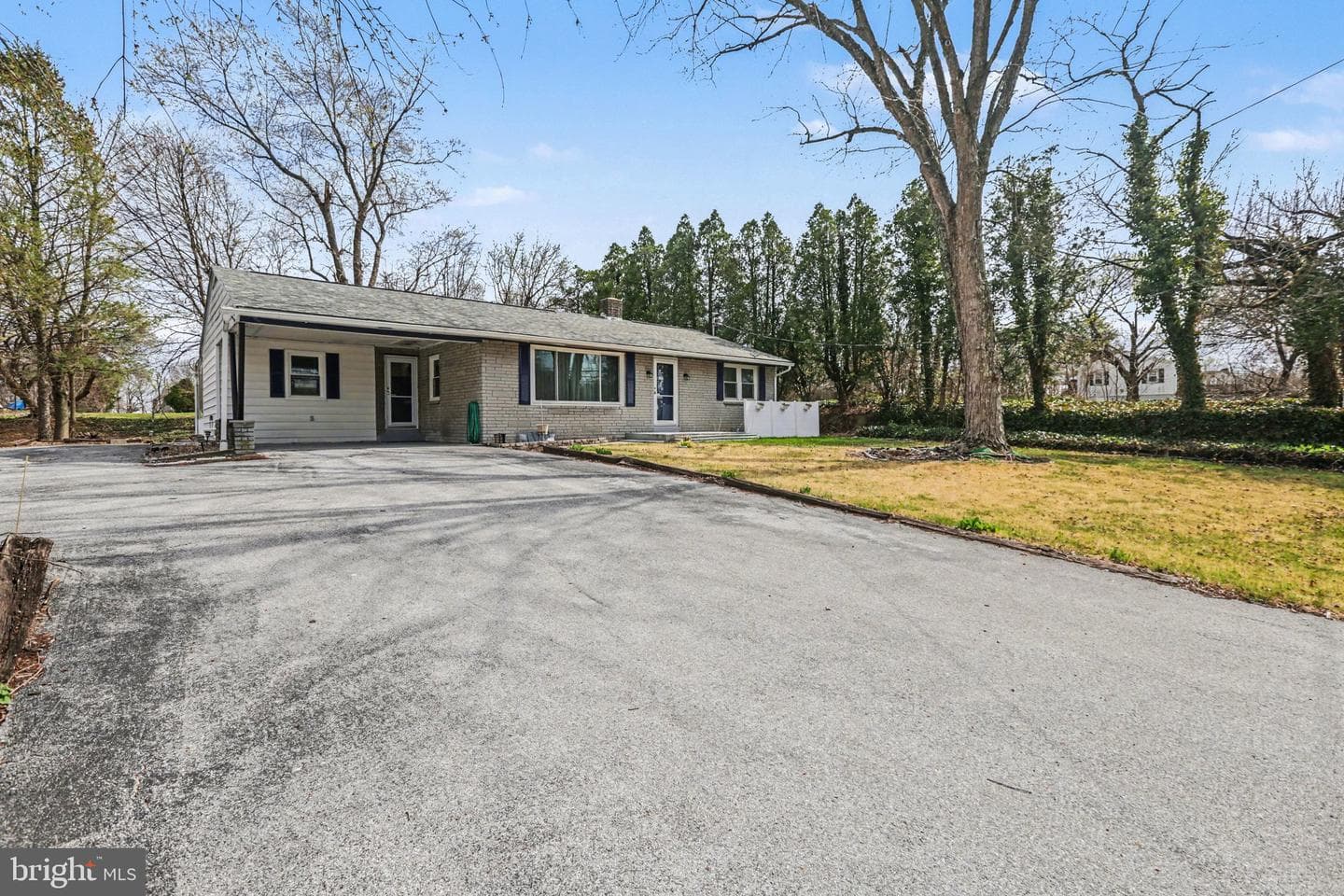 3111 Spring Road photo 3