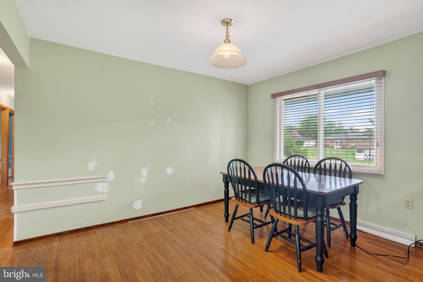 913 Gobin Street photo 14