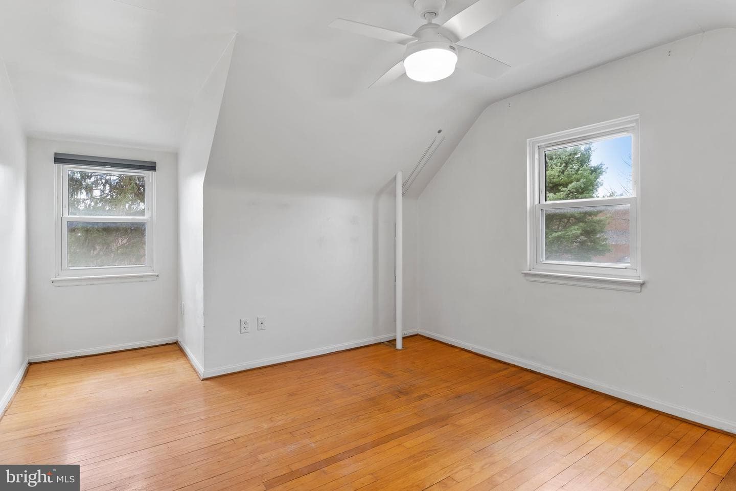 1919 Princeton Avenue photo 18