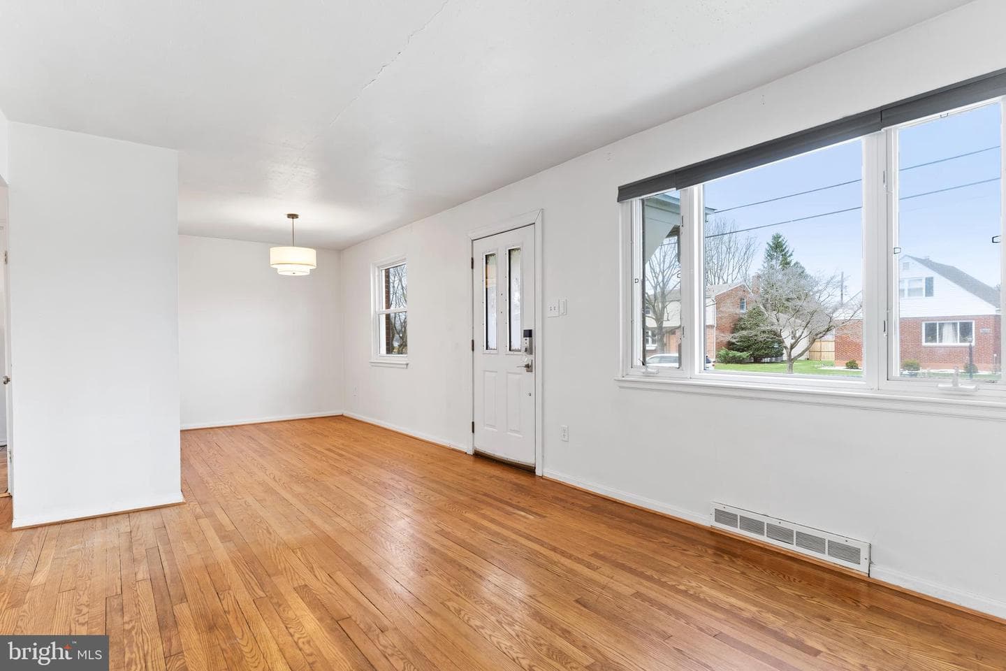 1919 Princeton Avenue photo 4