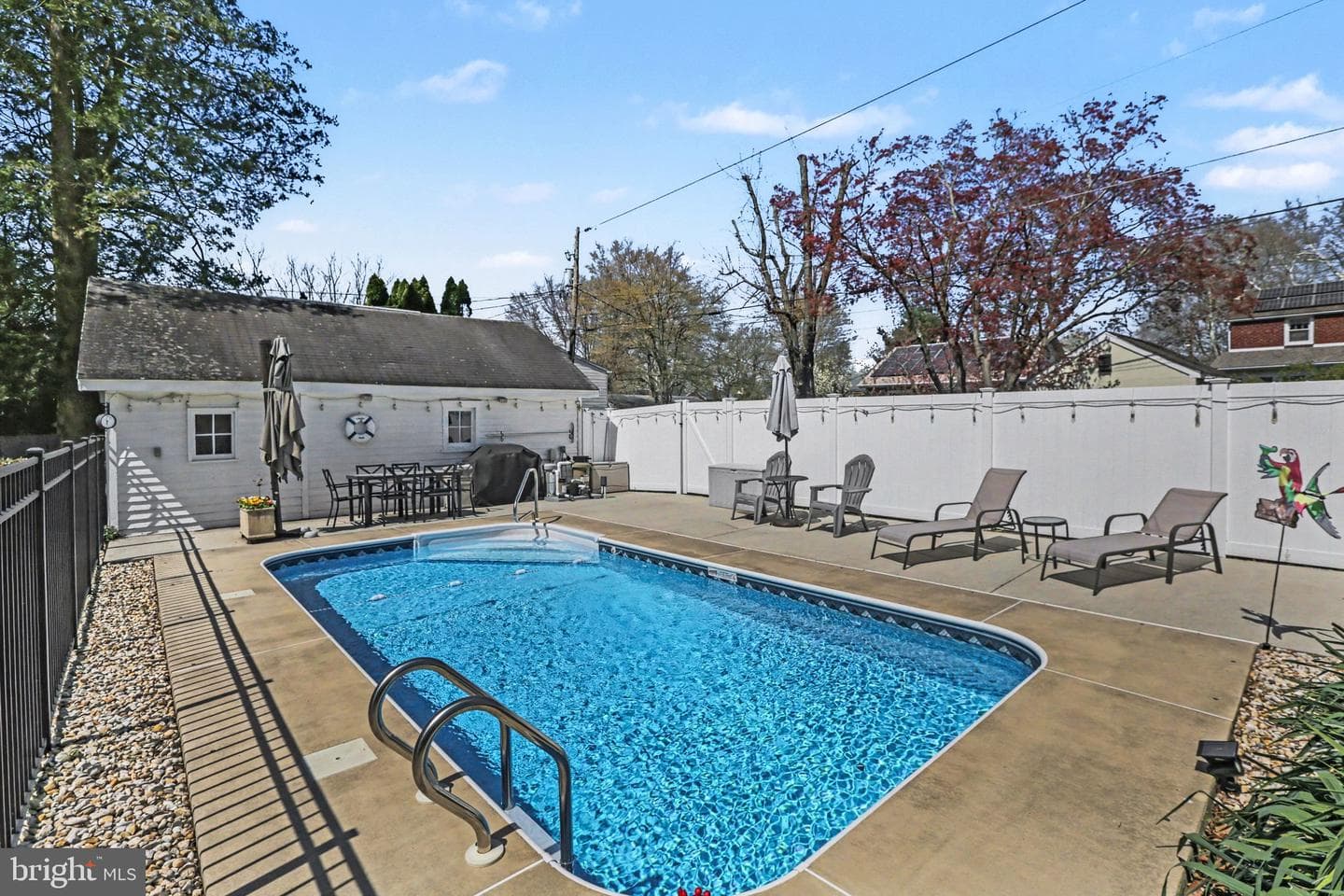 2418 Harvard Avenue photo 35
