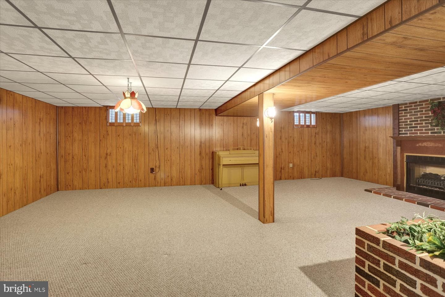 323 Evergreen Street photo 22