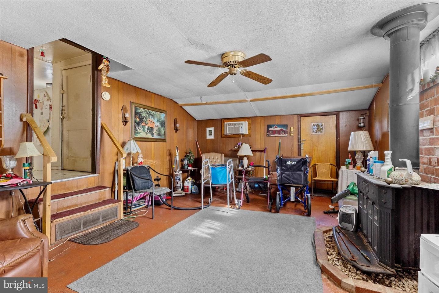 3709 Rosemont Avenue photo 13
