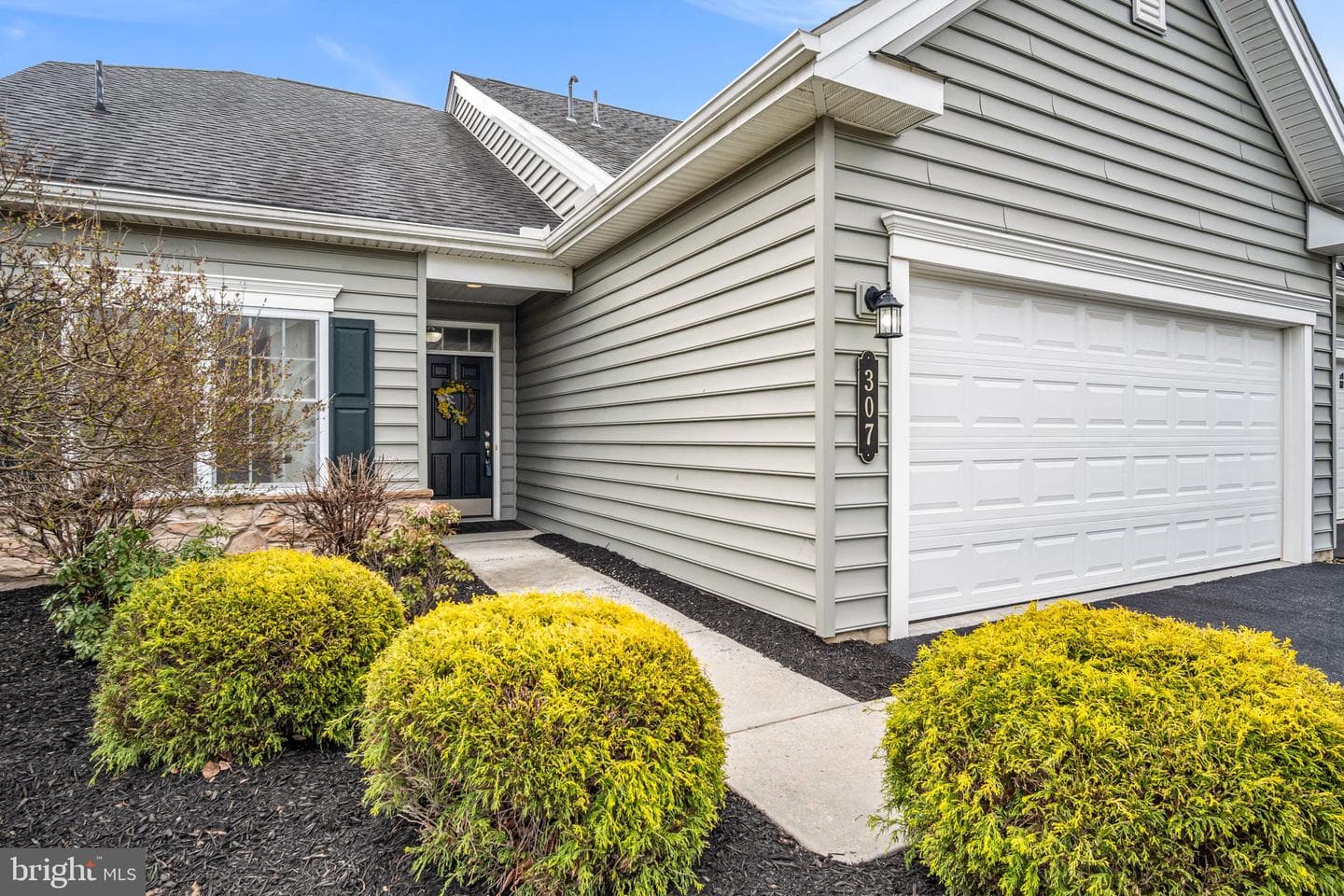 307 Valor Drive photo 3