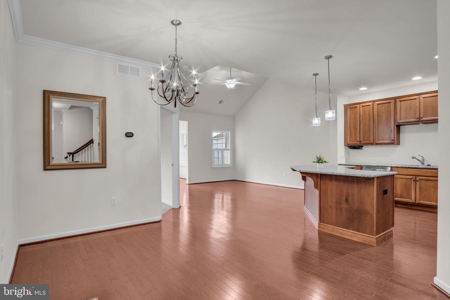 307 Valor Drive photo 6