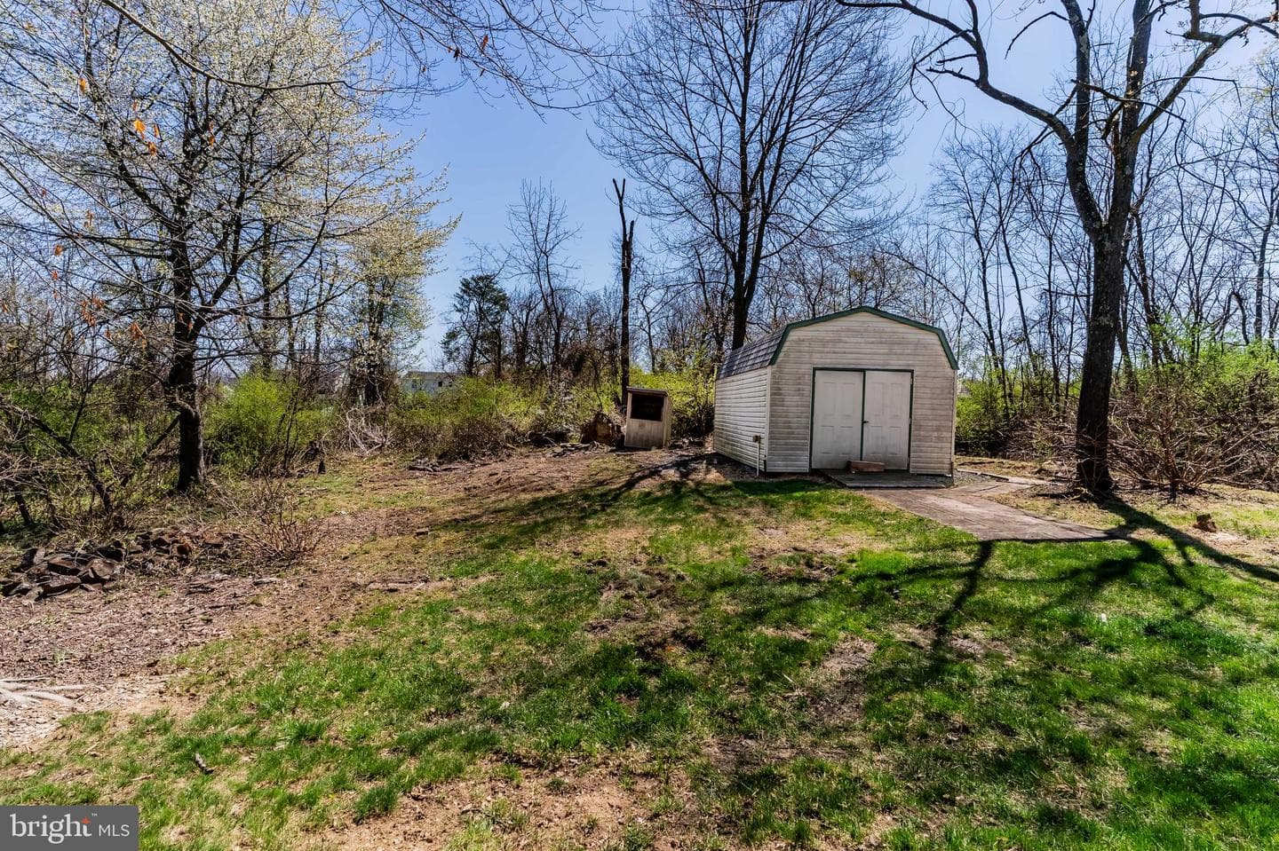 914 Maplewood Lane photo 34