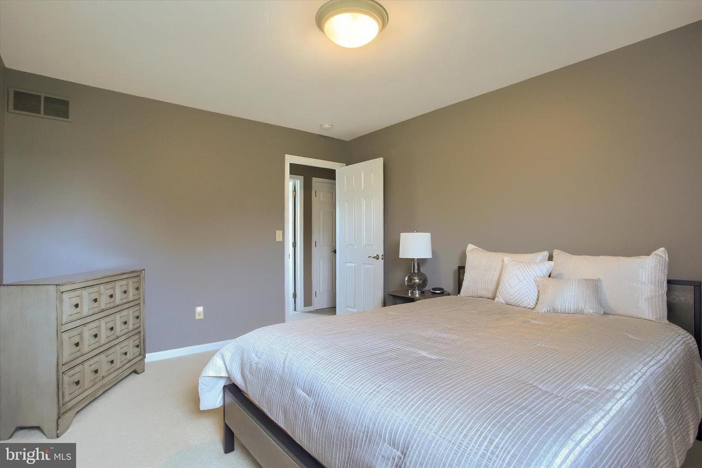 5425 Barbara Dr photo 30