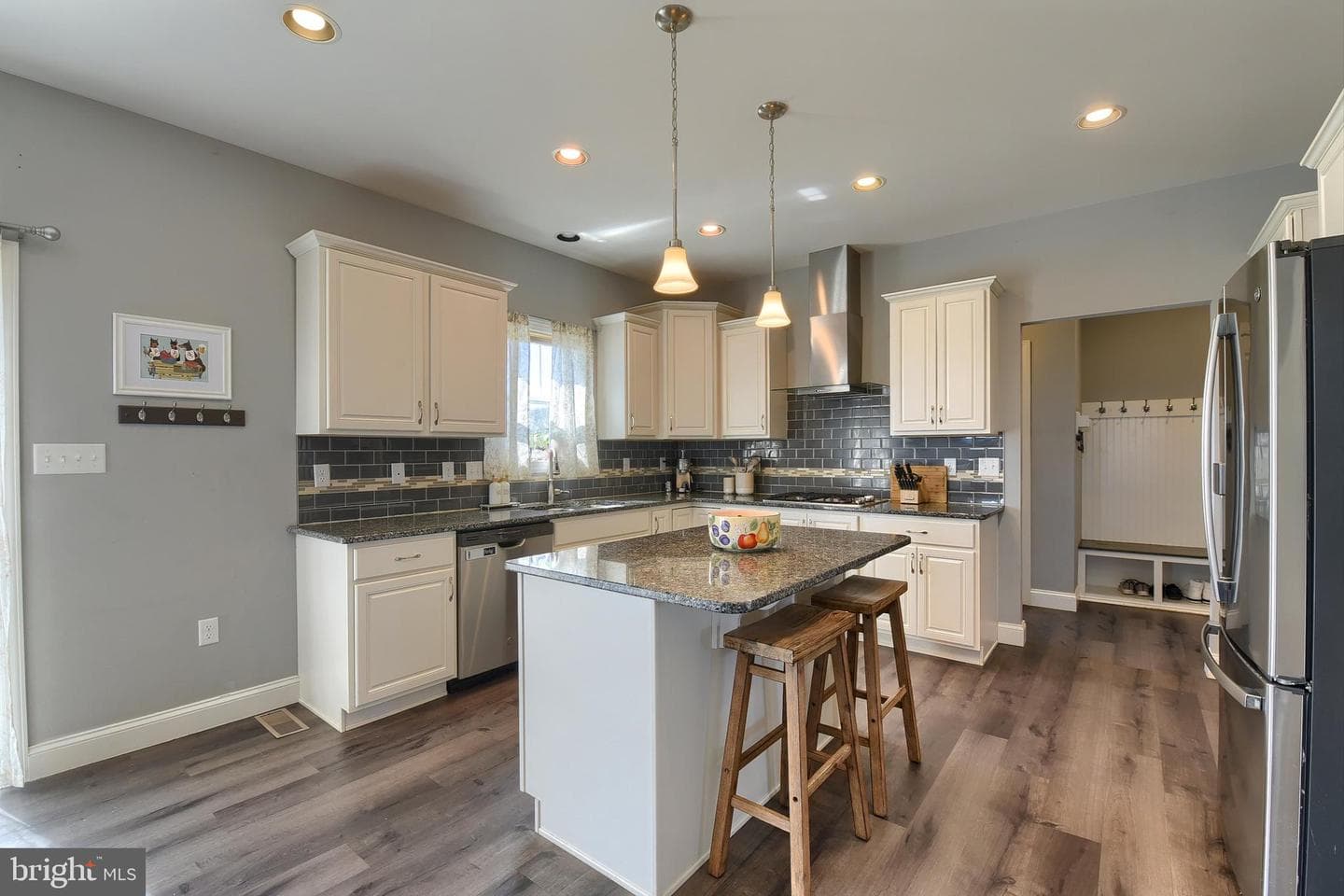1541 Zestar Drive photo 14