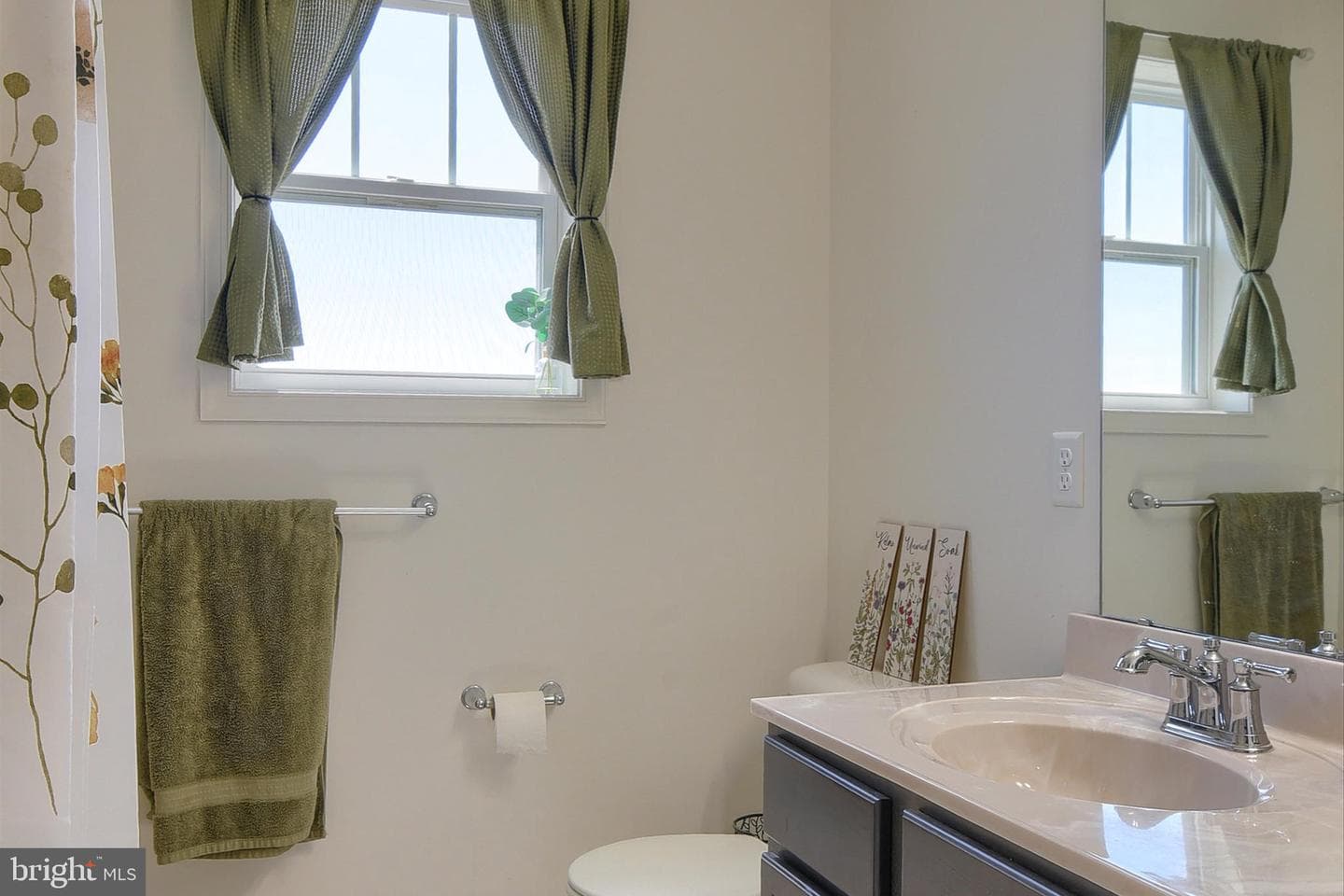 1541 Zestar Drive photo 25