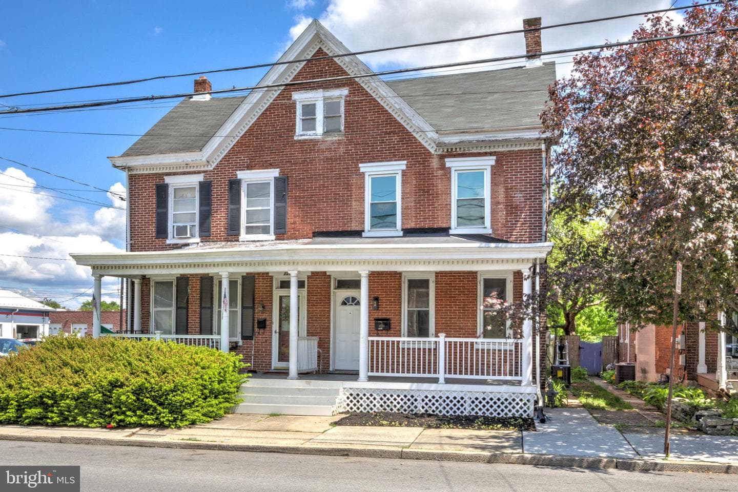 225 N College Street photo 27