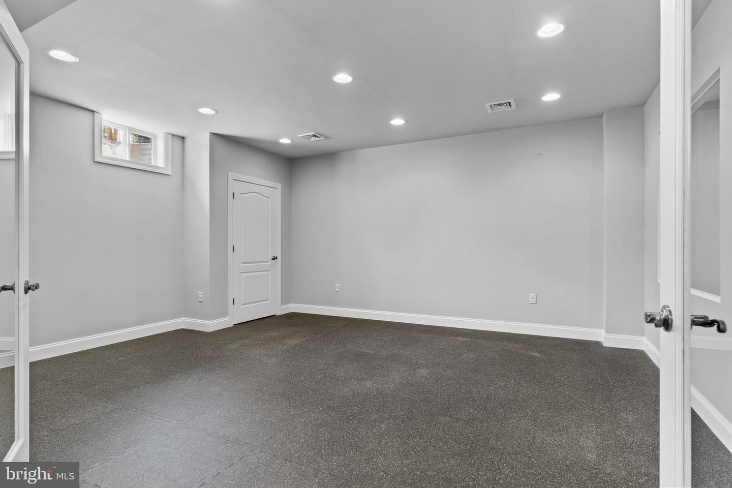 2301 Claridge Court photo 75
