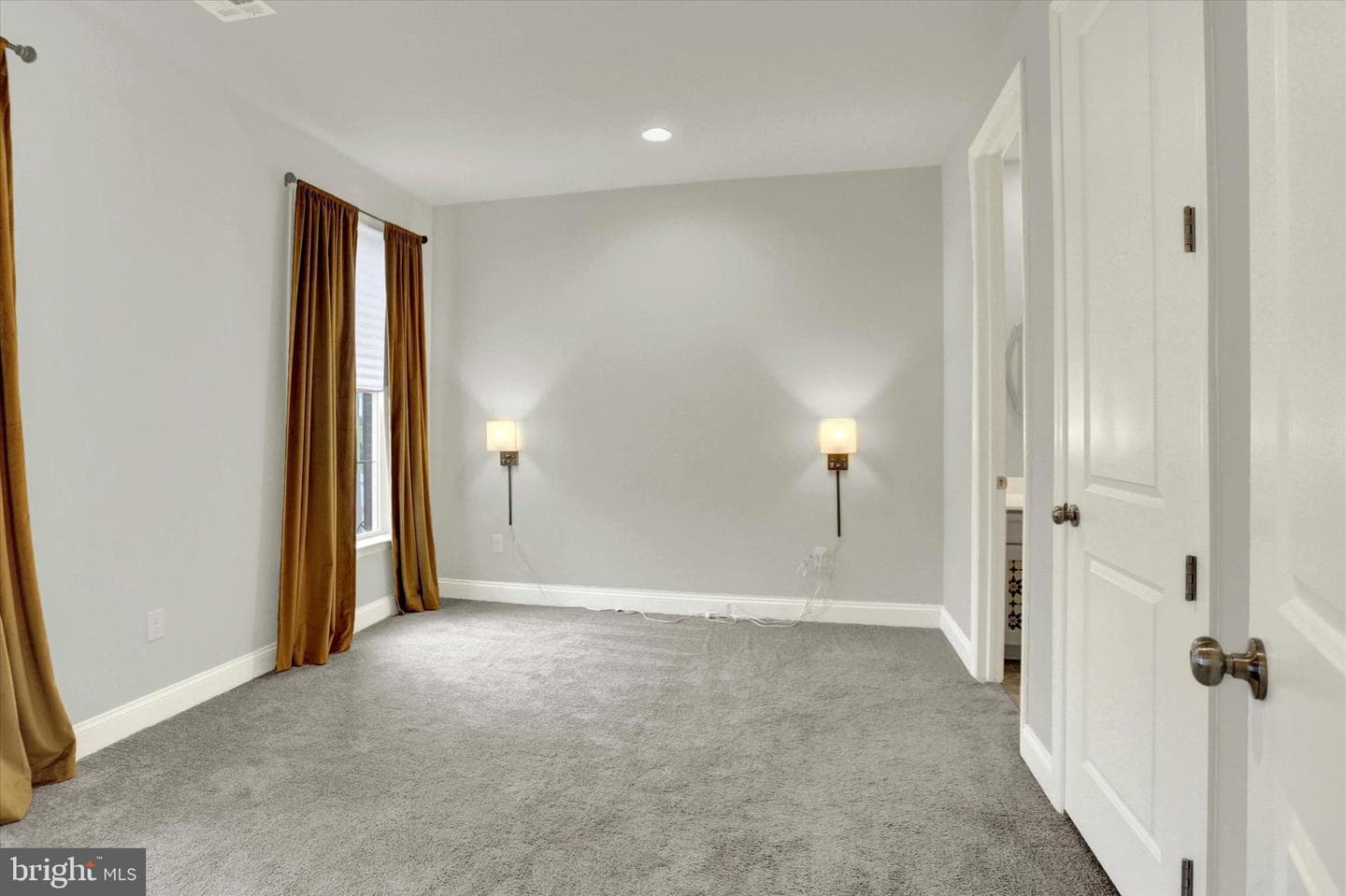 3213 Wayland Road photo 6