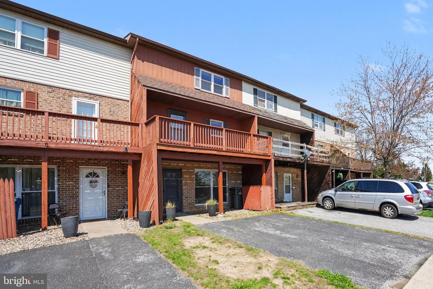18 Dartmouth Court photo 2