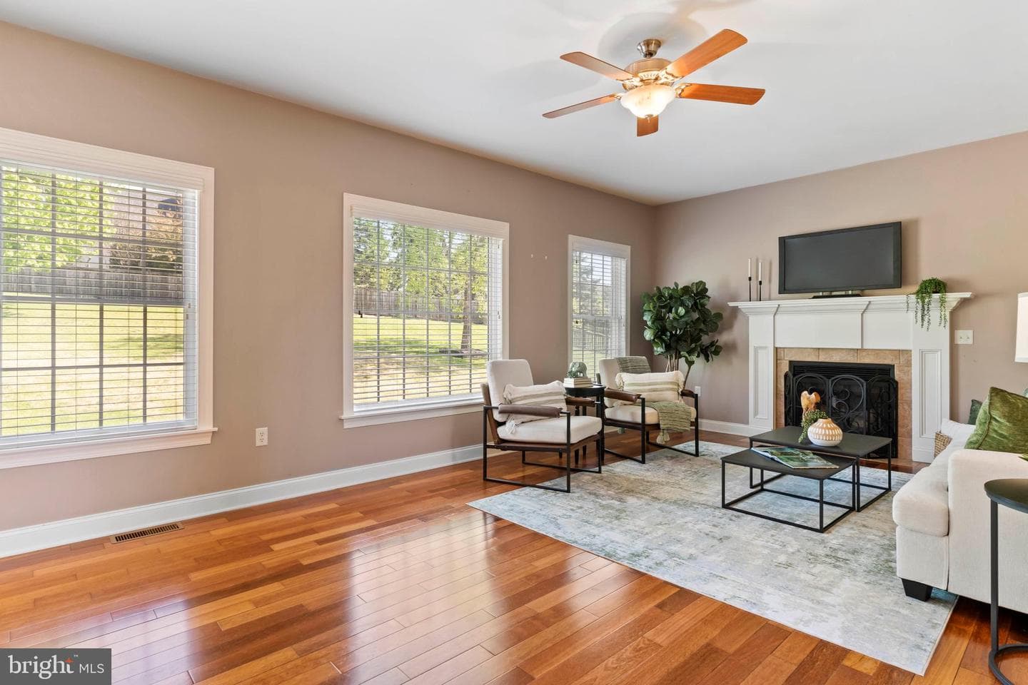 8 Bayberry Road photo 3